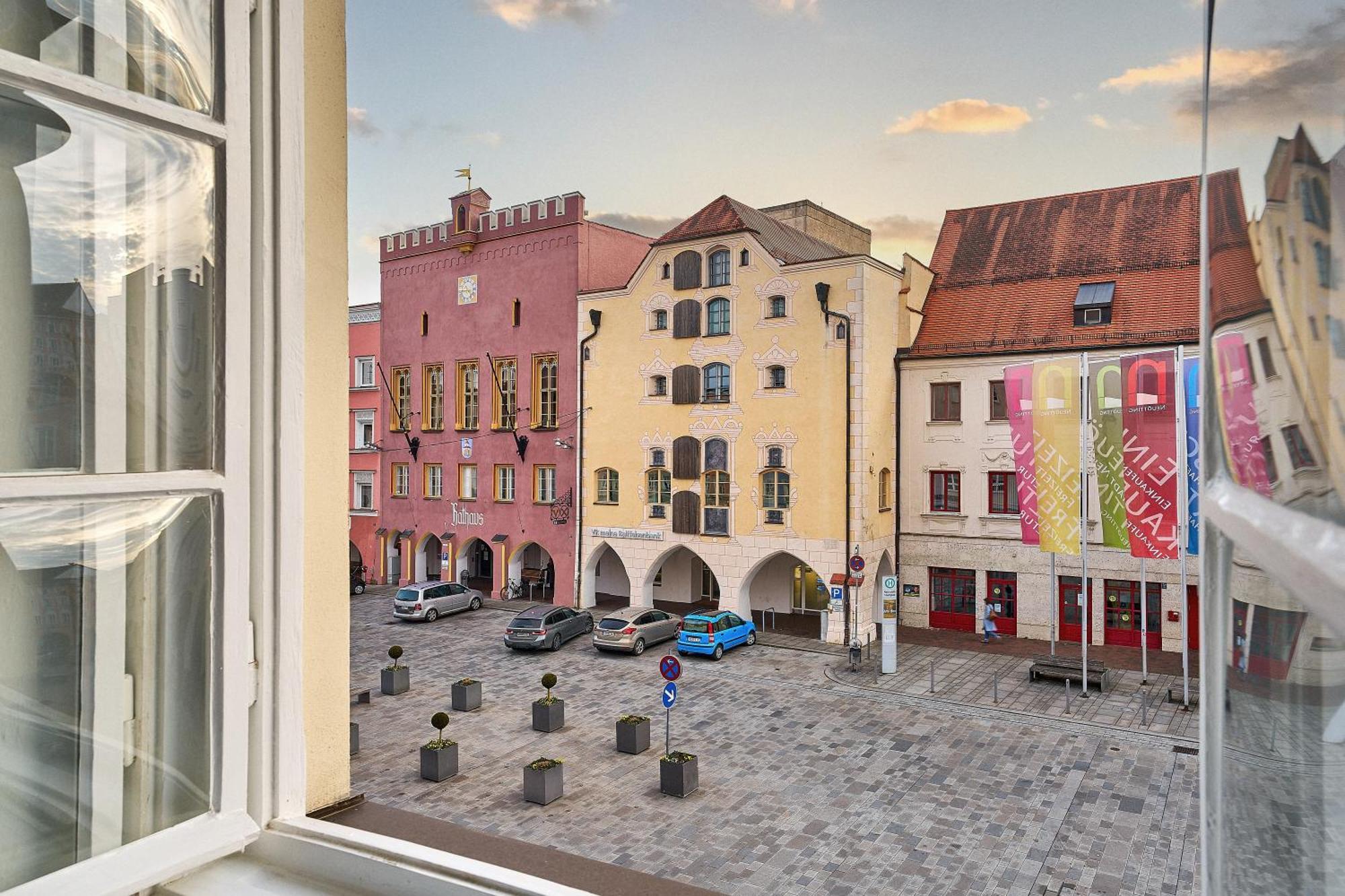 Hotel Zur Krone Neuötting Exterior foto